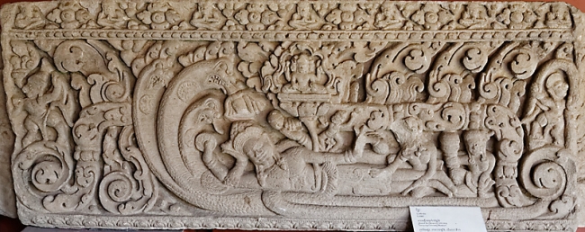 Phnom Penh-Musée National-041